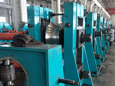 大面积的厂房仓库